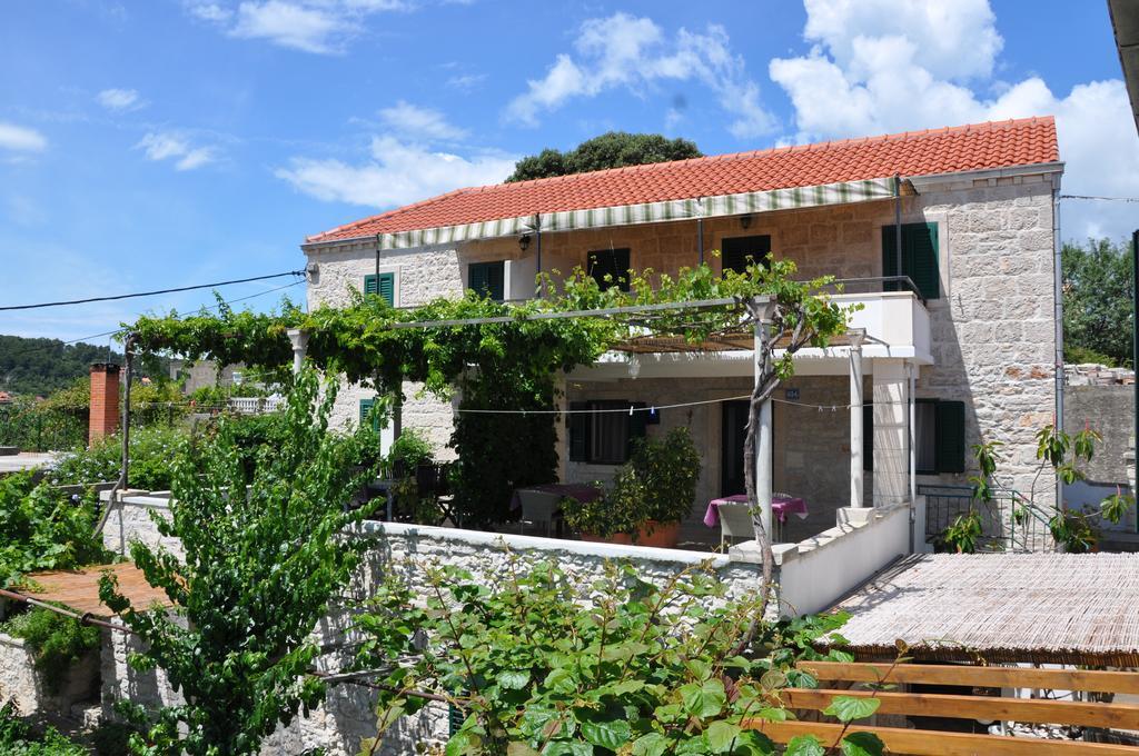 Pinta Apartments Lumbarda Exterior foto